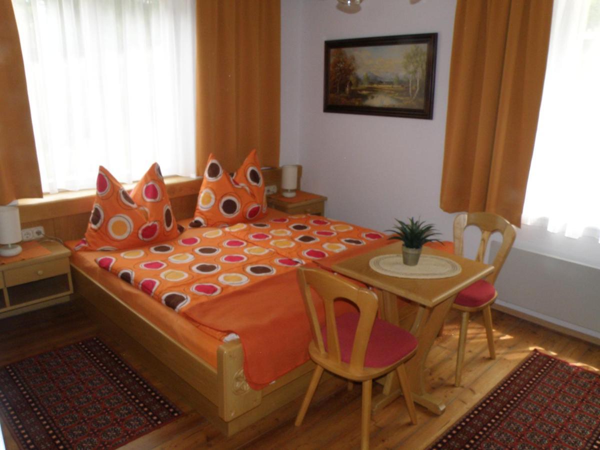Gaestehaus Am Walde - Familie Troller Ledenitzen Esterno foto